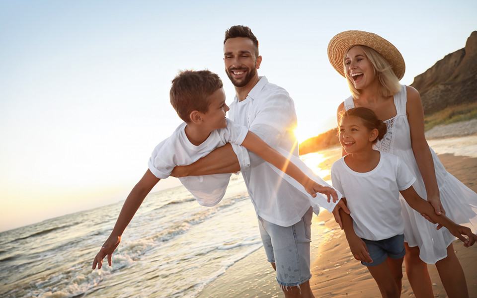 Herbsturlaub mit der Familie am Meer