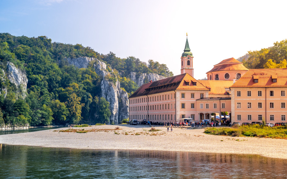 Kloster Weltenburg am Donaudurchbruch in Kelheim, Bayern, Deutschland